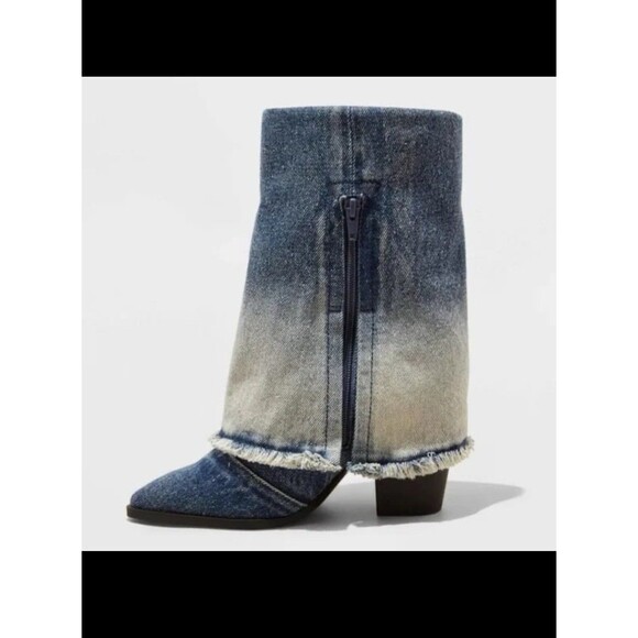 NWT Wild Fable Calista Denim Foldover Booties.  Size 6. - Picture 5 of 5